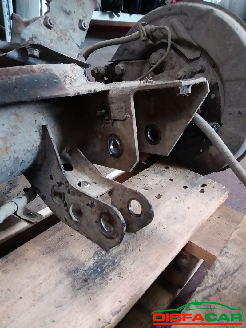 Differenziale posteriore usato Mitsubishi Pajero 4X4 1991, codice 4D56 – foto 12 di 15