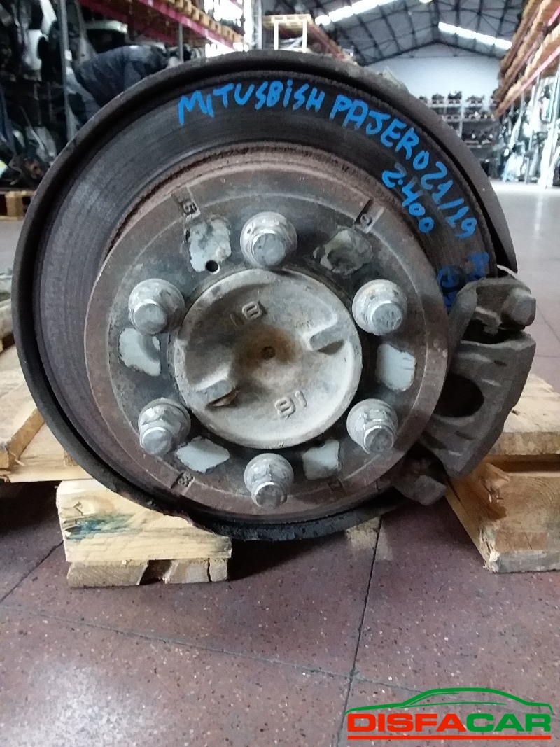 Differenziale posteriore usato Mitsubishi Pajero 4X4 1991, codice 4D56 – foto 4 di 15
