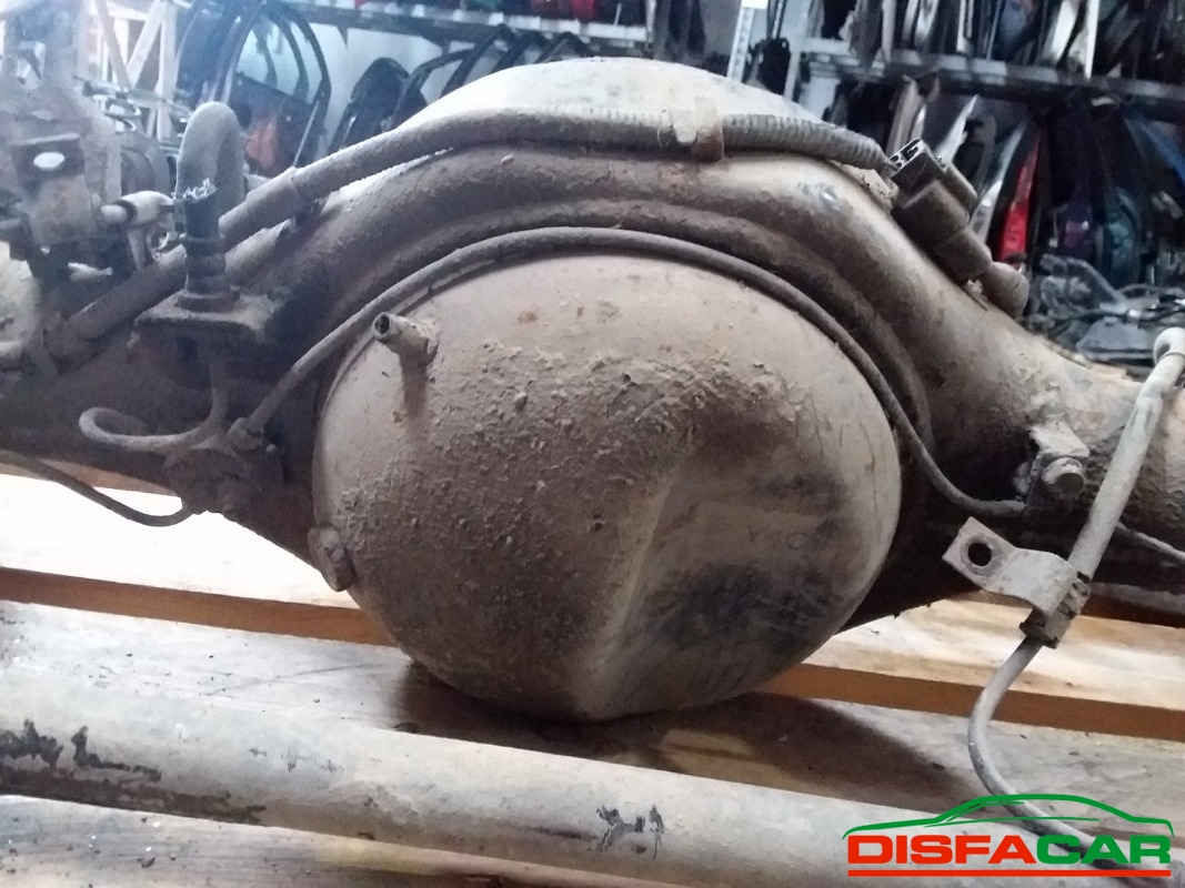 Differenziale posteriore usato Mitsubishi Pajero 4X4 1991, codice 4D56 – foto 10 di 15