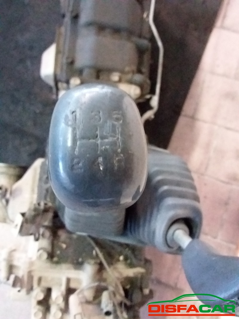 Cambio usato Mitsubishi Pajero 1991, codice 4D56 – foto 7 di 11