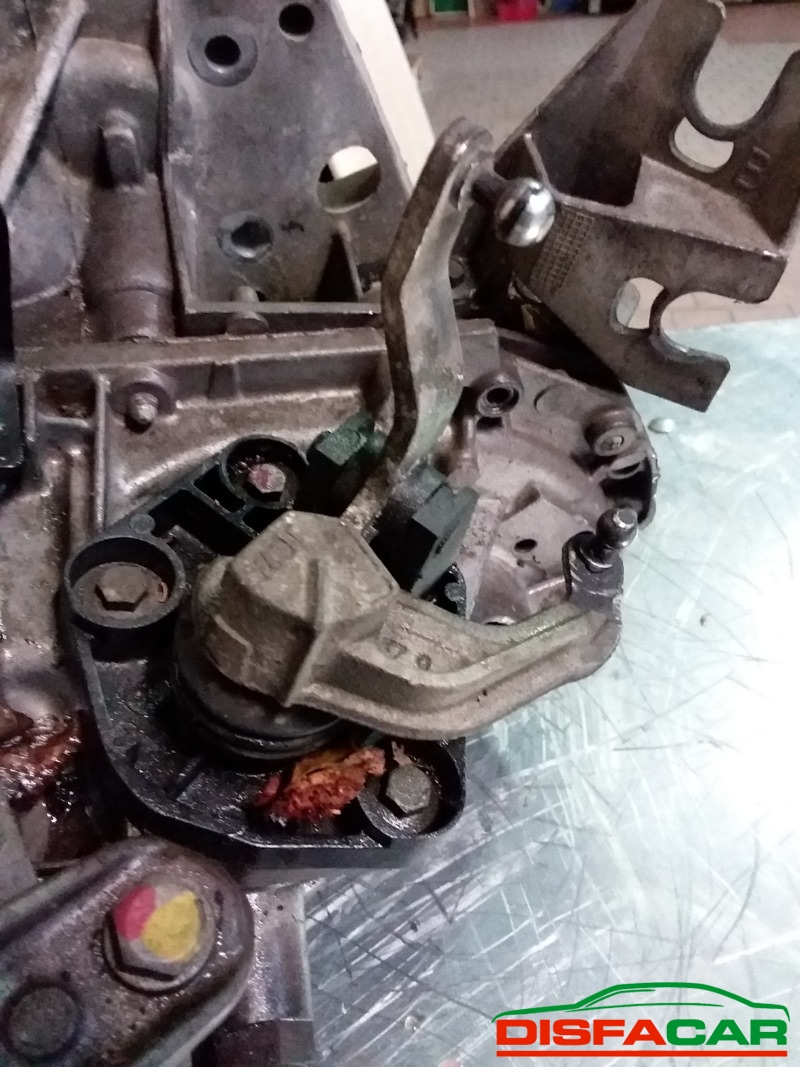 Cambio usato Renault Kangoo 2A SERIE 2003, codice K4MG8 – foto 7 di 10