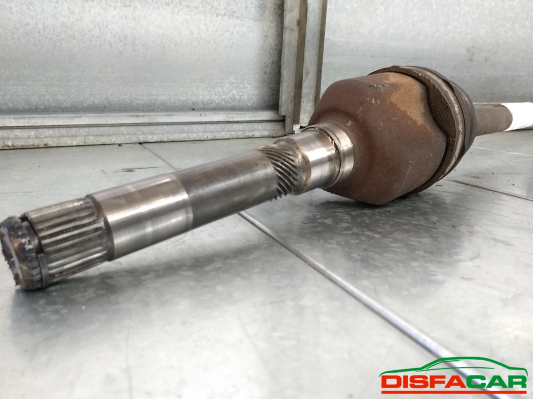 Semiasse usato Chrysler Voyager 2004, codice 2.5l – foto 4 di 5