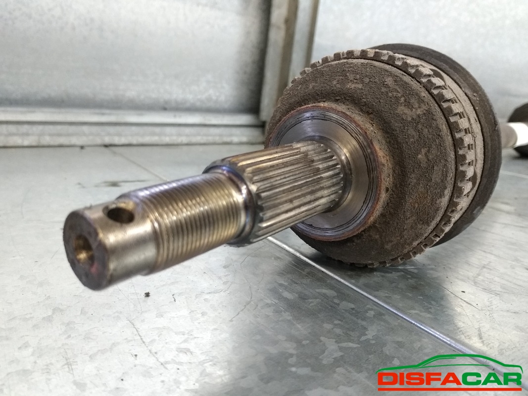 Semiasse usato Chrysler Voyager 2004, codice 2.5l – foto 5 di 5