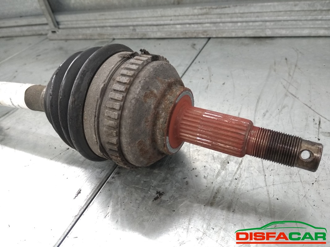 Semiasse usato Chrysler Voyager 2004, codice 2.5l – foto 2 di 5