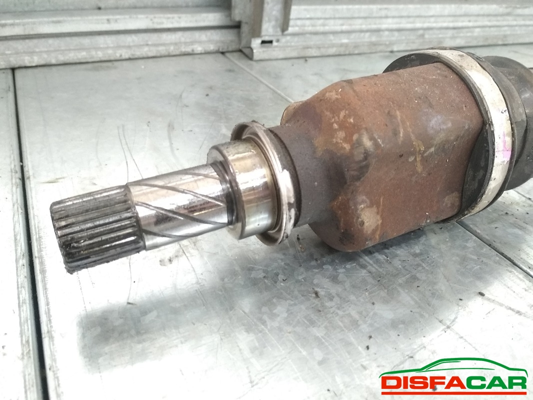 Semiasse usato Renault Modus 2004, codice K9kj7 – foto 3 di 5