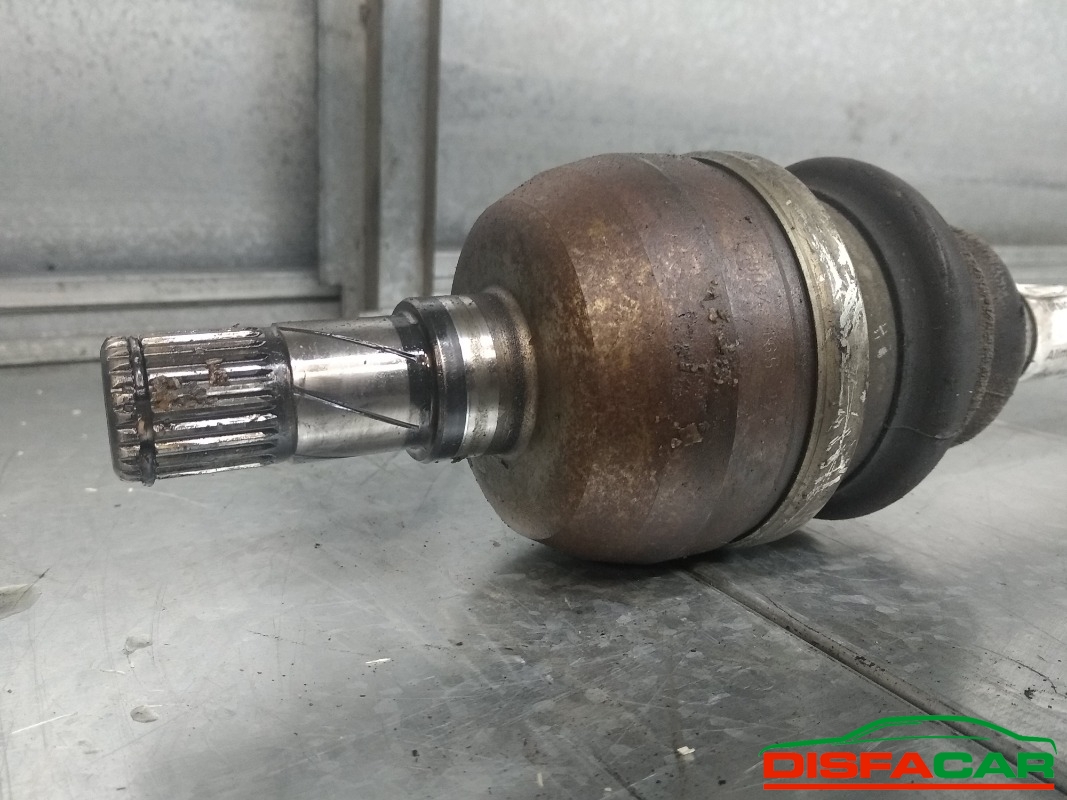Semiasse usato Opel Zafira 2005, codice Z19dt – foto 3 di 5