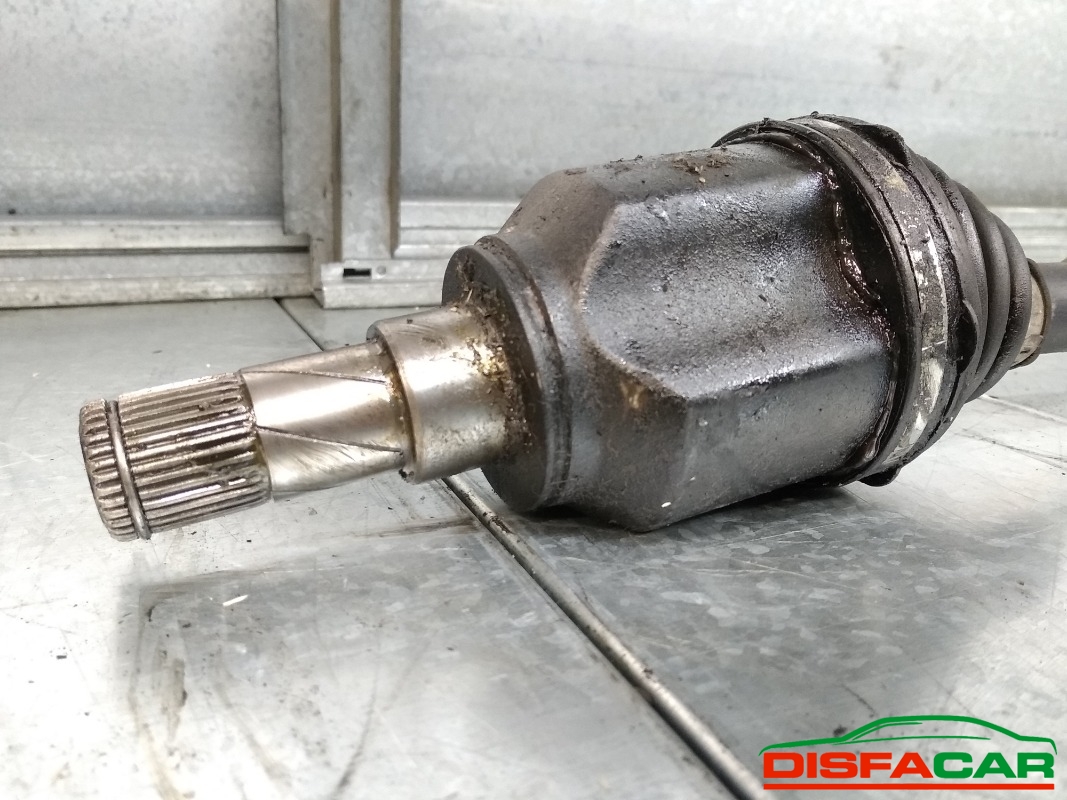 Semiasse usato Lancia MUSA 2004, codice 188b2000 – foto 3 di 5