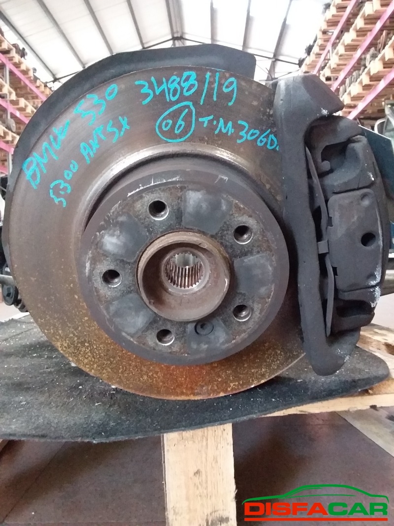Telaietto anteriore usato BMW 530 (E60-E61) 4x4 MANCA SEMIASSE sx 2003, codice 306D3 – foto 2 di 7