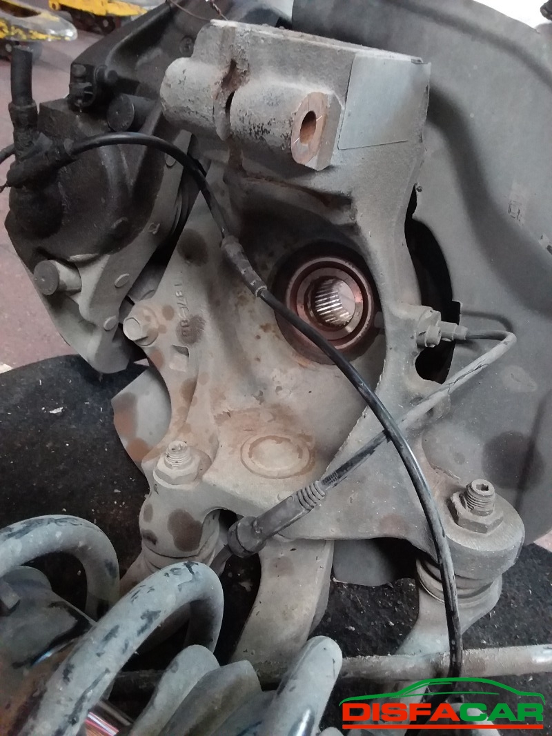 Telaietto anteriore usato BMW 530 (E60-E61) 4x4 MANCA SEMIASSE sx 2003, codice 306D3 – foto 3 di 7