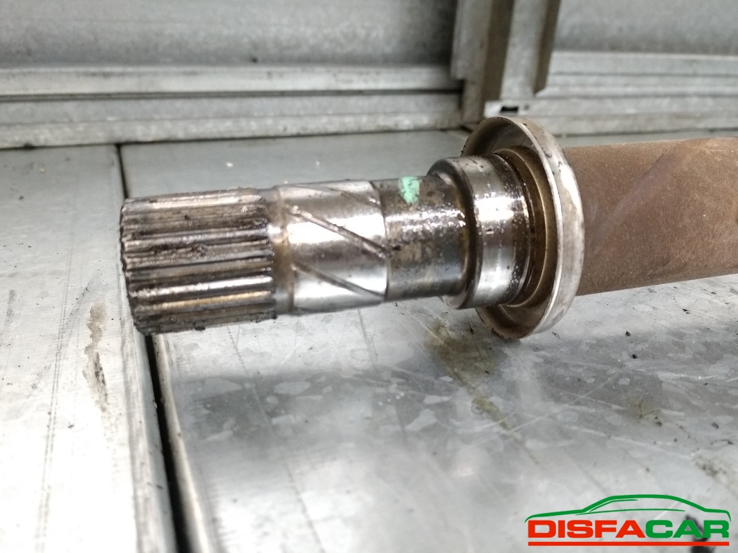 Semiasse usato Renault Modus 2004, codice D4fd7 – foto 3 di 6