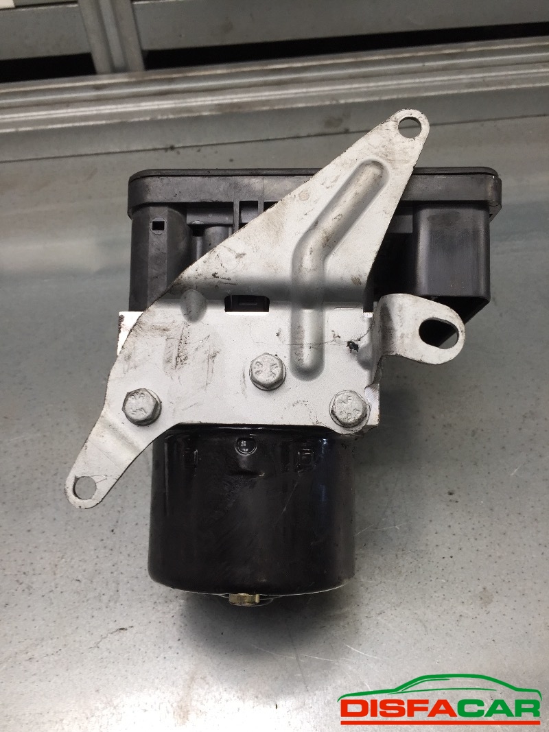 Centralina ABS usata BMW 118, codice 345-6769778-01 – foto 5 di 7