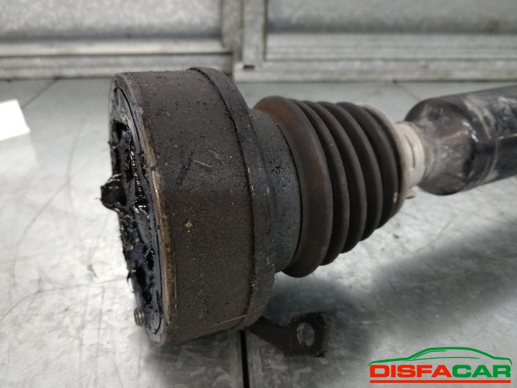 Semiasse usato Volkswagen Touran 2003, codice BAG – foto 3 di 5