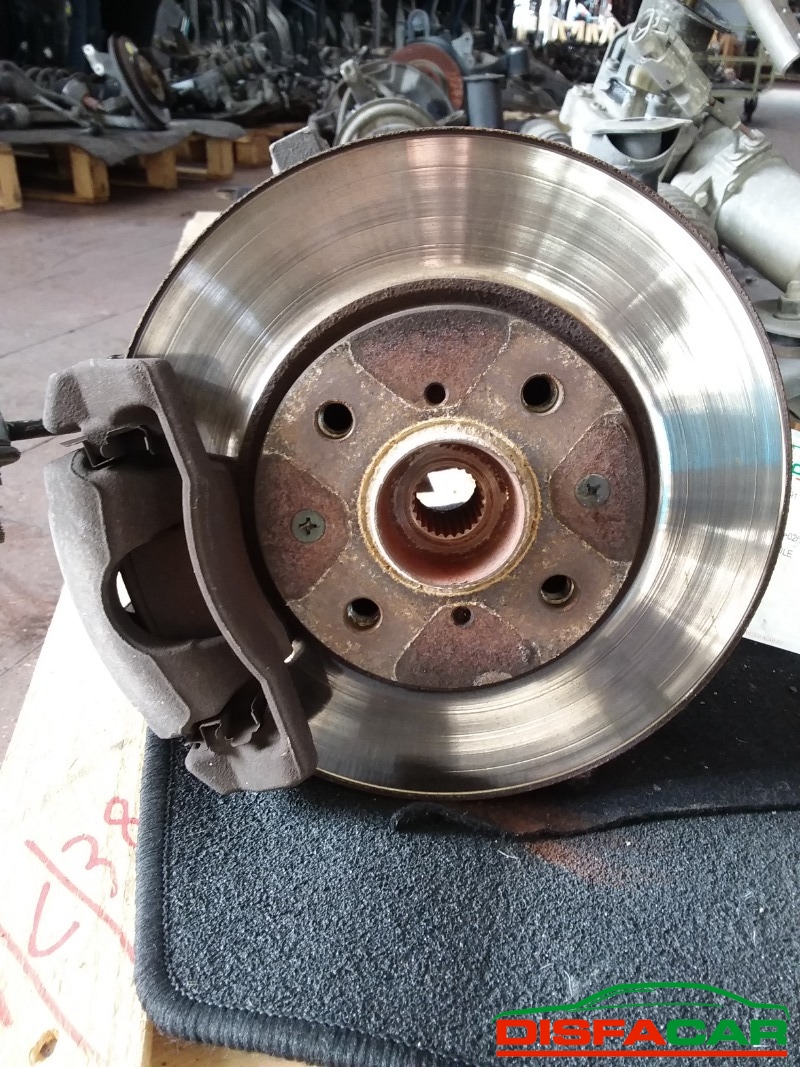 Telaietto anteriore usato Suzuki Swift 2005, codice Z13DT – foto 2 di 17