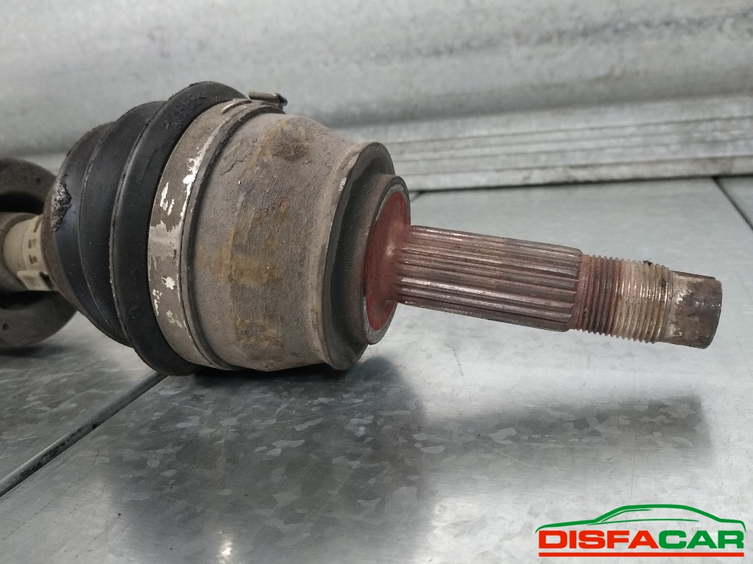 Semiasse usato Fiat Doblo 2000, codice 223A6000 – foto 2 di 5