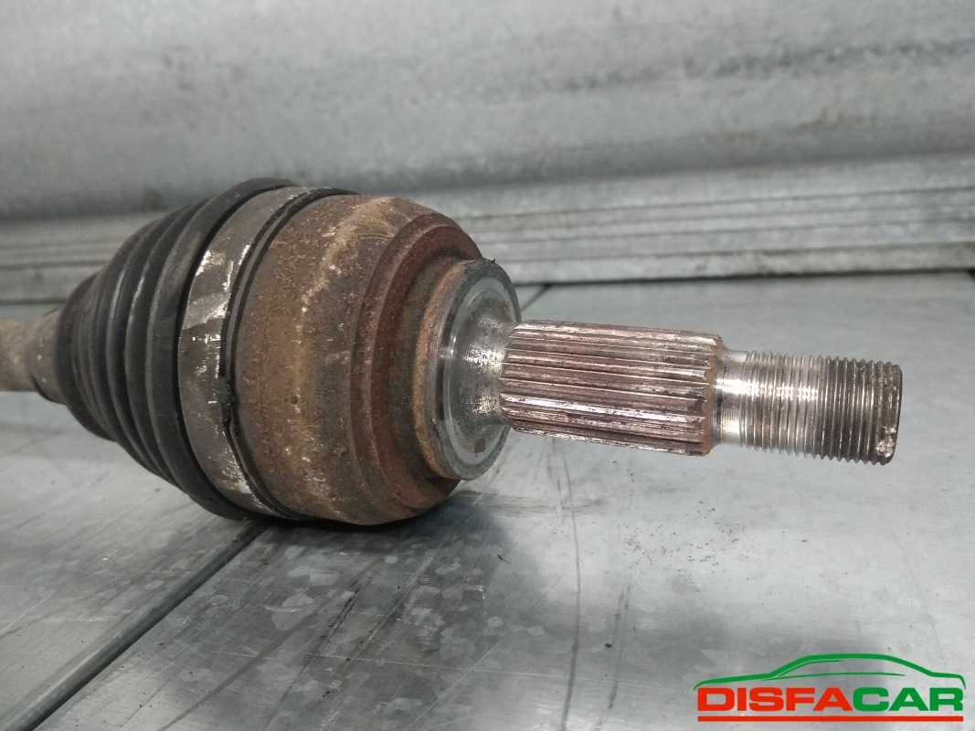 Semiasse usato Renault Clio 2009, codice D4FL7 – foto 2 di 6