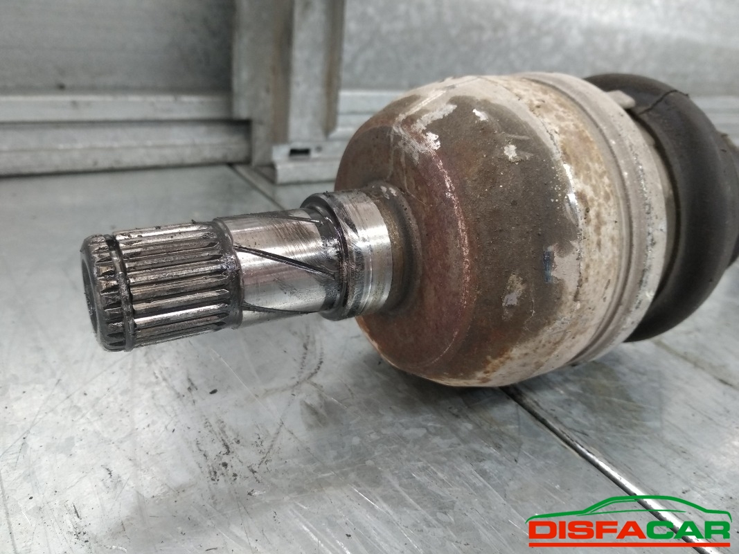 Semiasse usato Opel Zafira 2005, codice A17DTR – foto 3 di 5