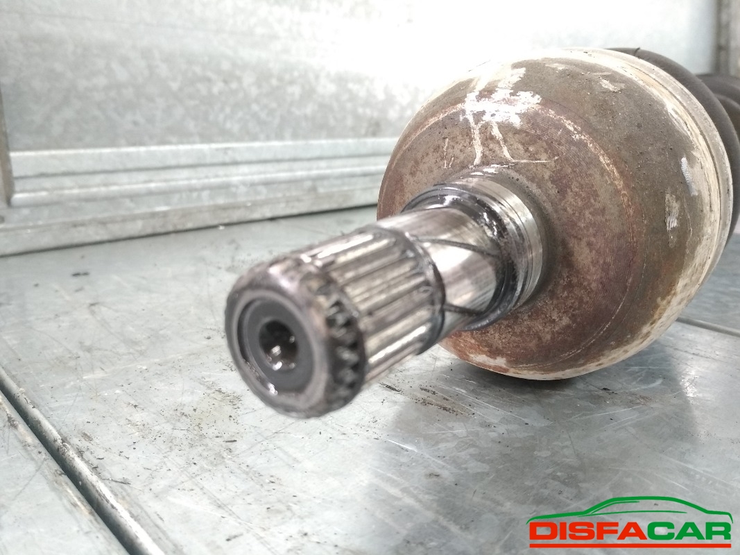 Semiasse usato Opel Zafira 2005, codice A17DTR – foto 5 di 5