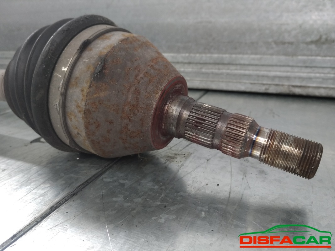 Semiasse usato Opel Zafira 2005, codice A17DTR – foto 2 di 6