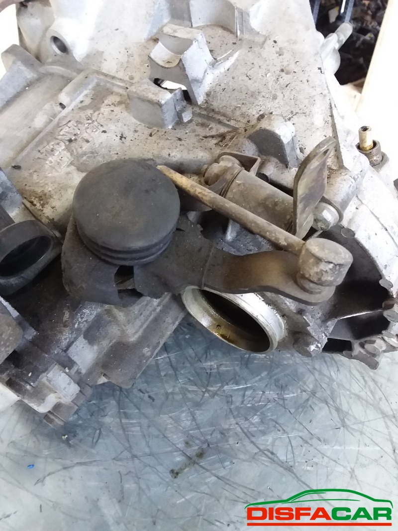 Cambio usato Lancia Delta PRISMA 1500 1986, codice 3831B.000 – foto 9 di 11