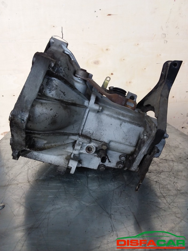 Cambio usato Lancia Delta PRISMA 1500 1986, codice 3831B.000 – foto 5 di 11