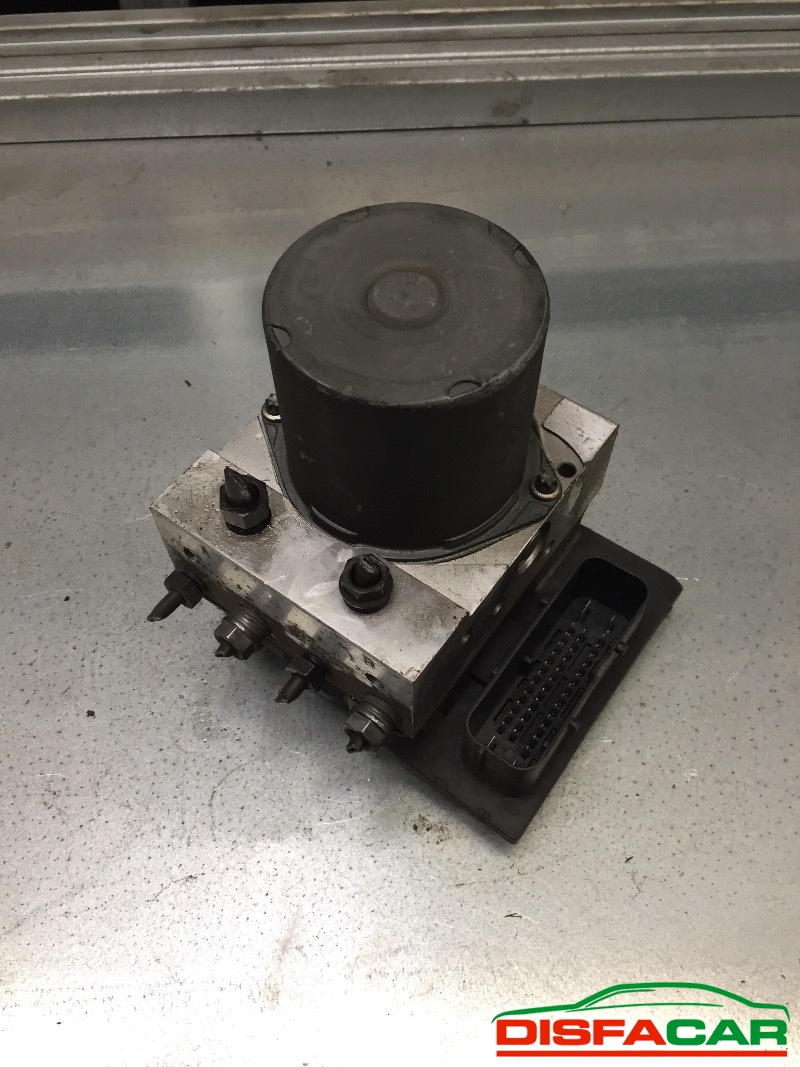 Centralina ABS usata BMW 530 2003, codice bosch – foto 8 di 9