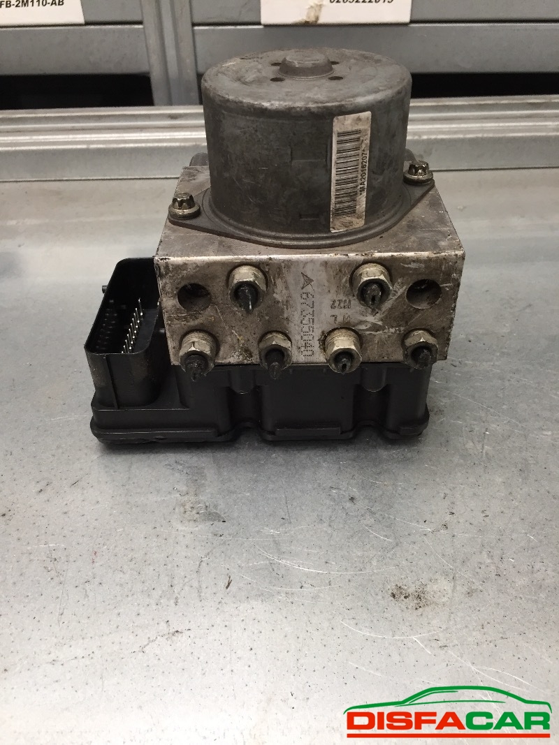 Centralina ABS usata MINI Cooper R56, codice 67355040 – foto 4 di 8