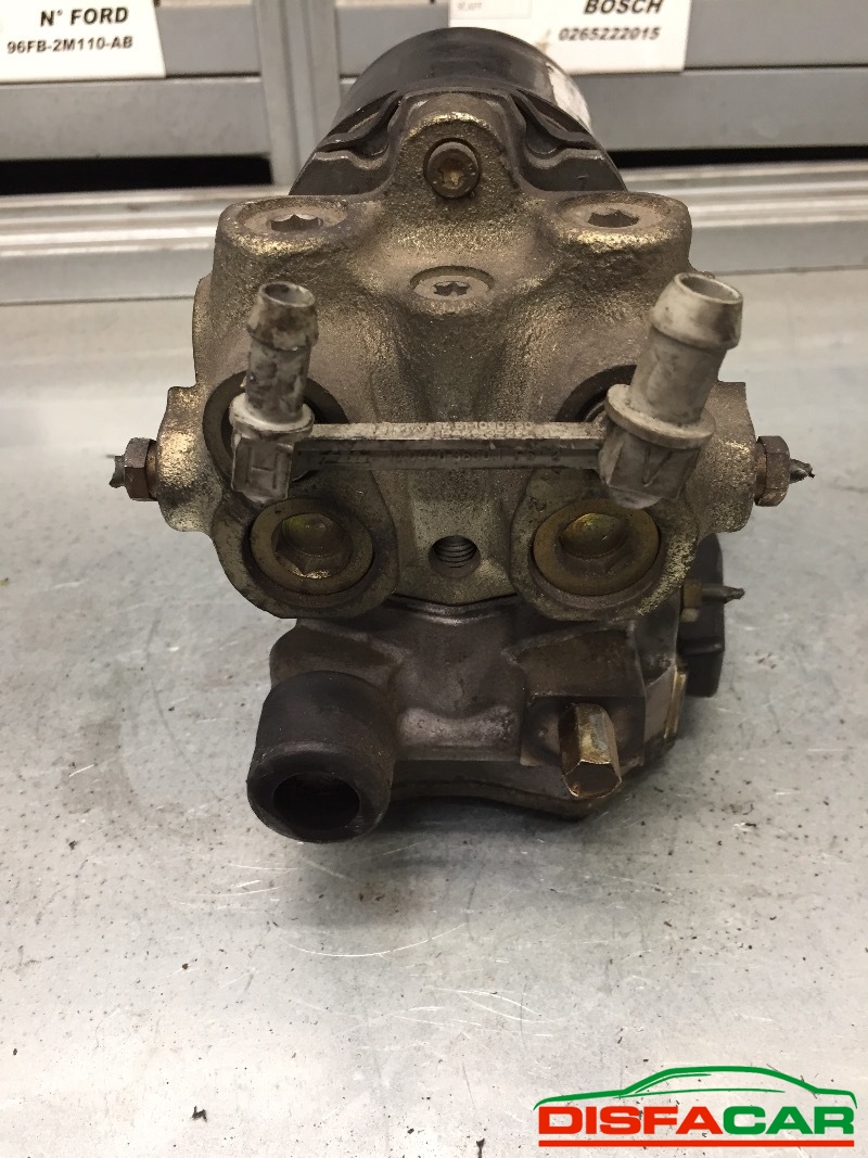 Centralina ABS usata BMW 320, codice 34.51-1090428 – foto 4 di 9