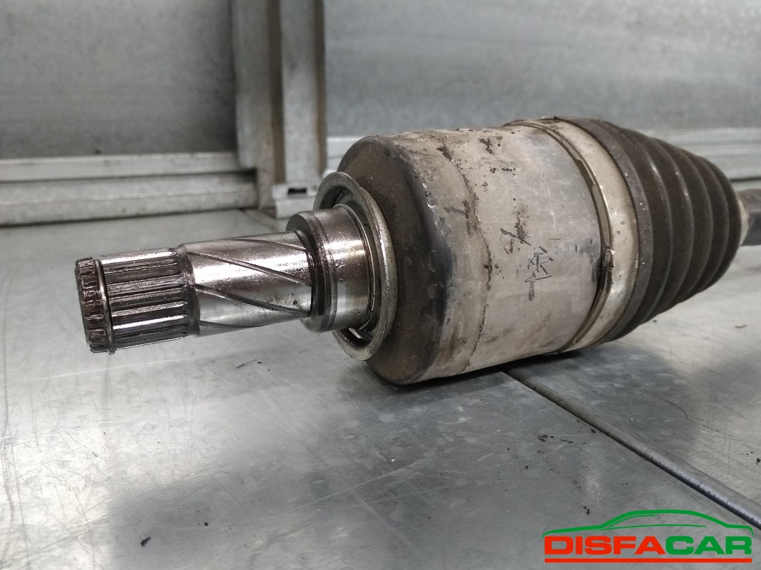 Semiasse usato Suzuki Swift 2005, codice Z13DT – foto 3 di 5