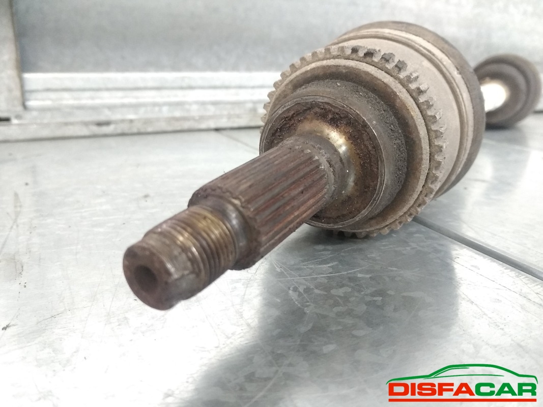 Semiasse usato Suzuki Wagon R+ 2000, codice M13A – foto 4 di 5