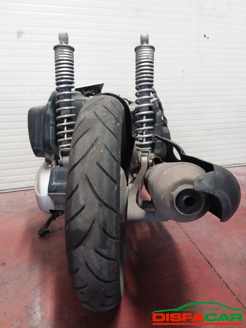 Motore usato Honda SH (Corpo farfallato venduto) 2012, codice JF28E – foto 5 di 9