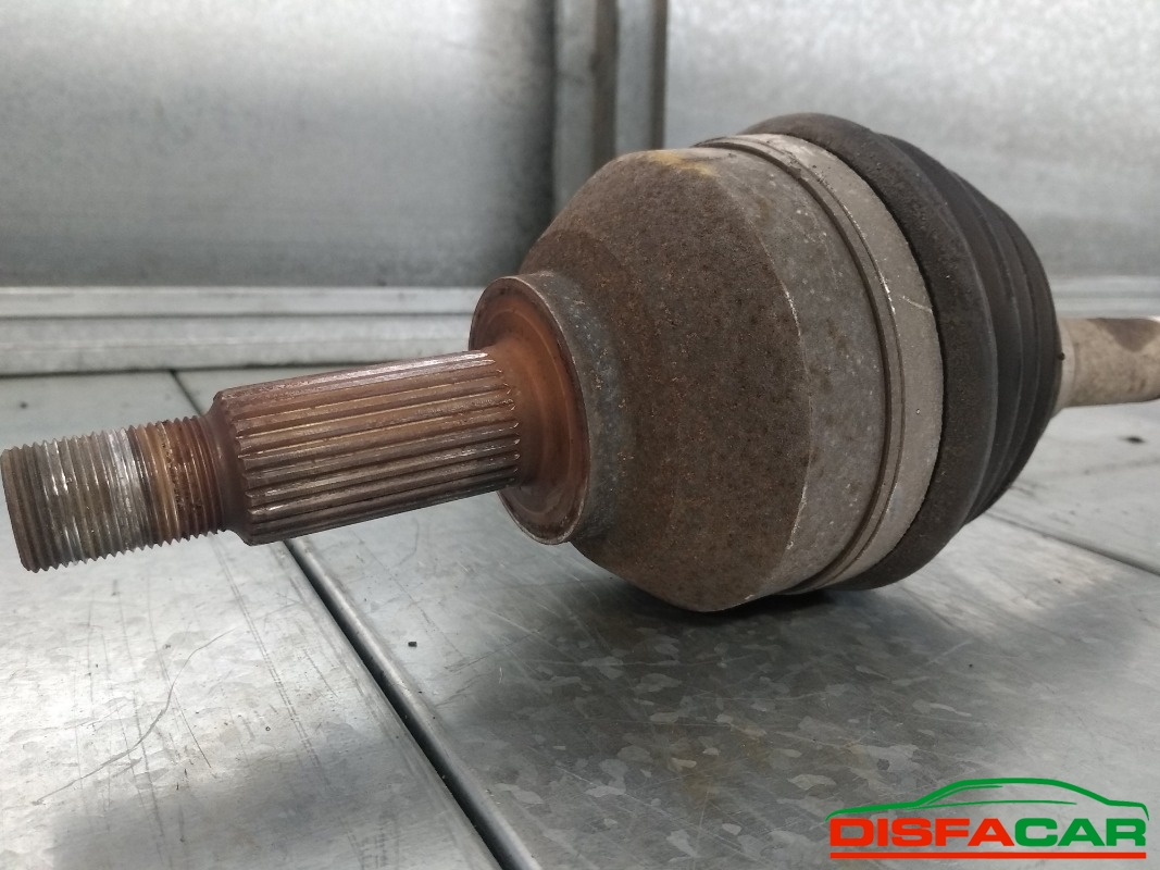 Semiasse usato Opel Vivaro 2006, codice M9RA6 – foto 4 di 6