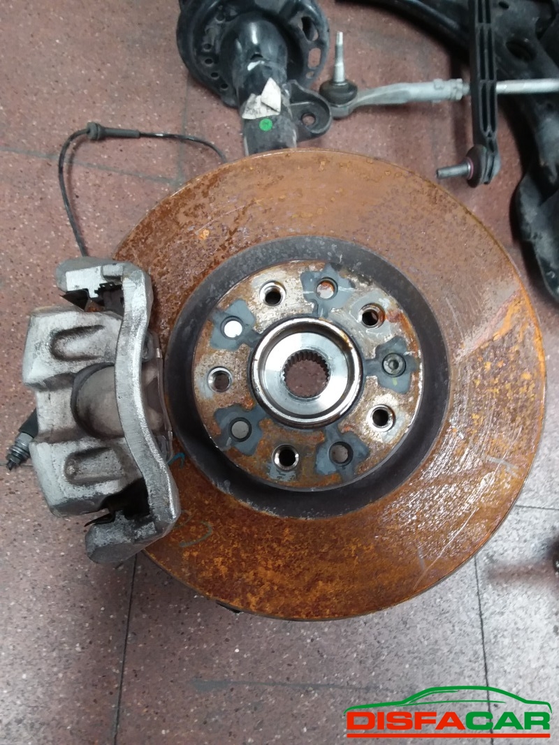 Telaietto anteriore usato Jeep Compass 2x4 ATTENZIONE manca Semiasse SX.. 2010 – foto 2 di 8