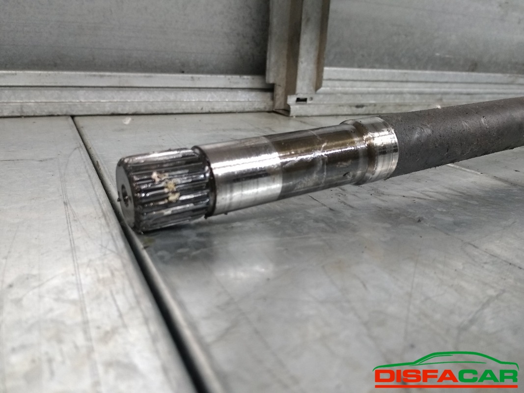 Semiasse usato Citroën C4 2004, codice 9HX – foto 4 di 6