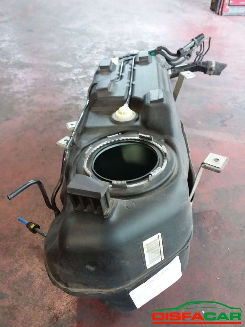 Serbatoio usato Fiat Panda TWIN AIR 2011, codice 312A2000 – foto 4 di 10