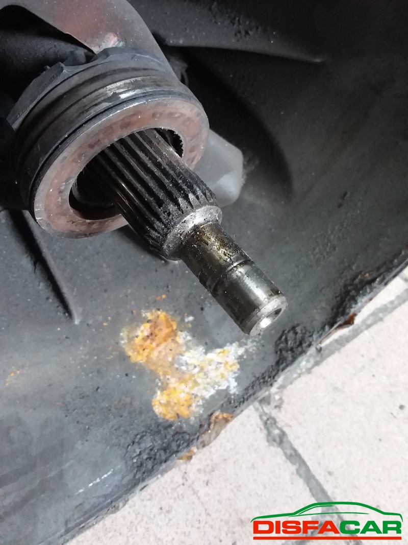 Cambio usato Ford Transit 300 , ROBOTIZZATO 2000, codice D2FA – foto 2 di 11
