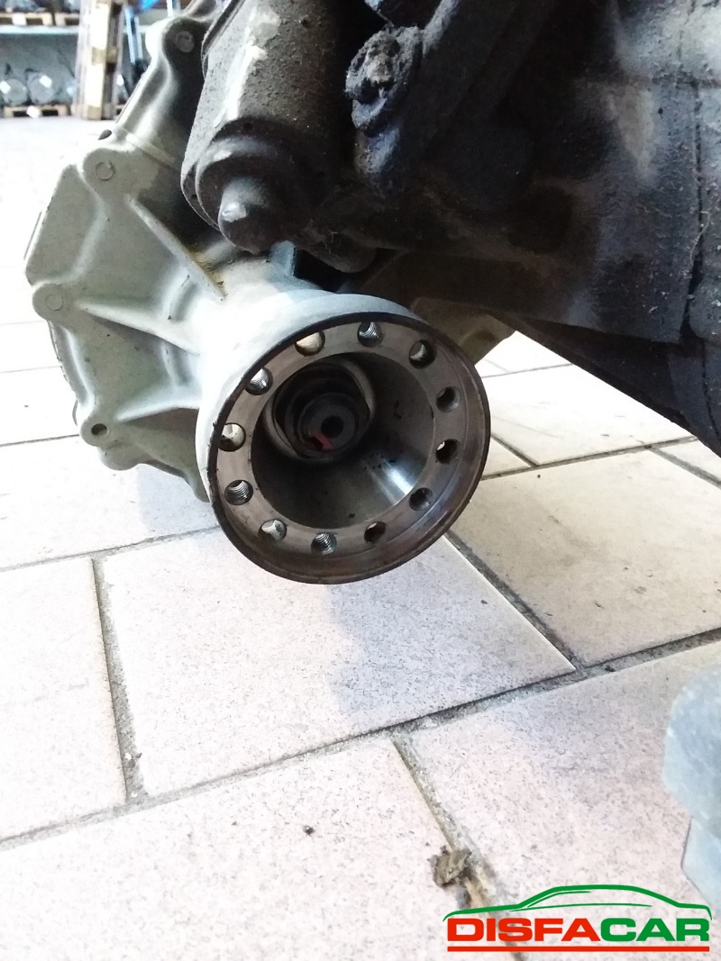 Cambio usato Suzuki Grand Vitara 2005, codice F9Q – foto 9 di 11