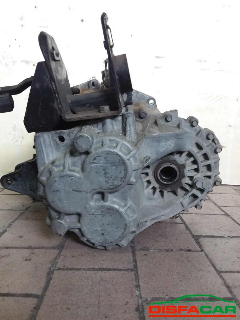Cambio usato Kia Carnival 2A Serie 2007, codice J3 – foto 5 di 10