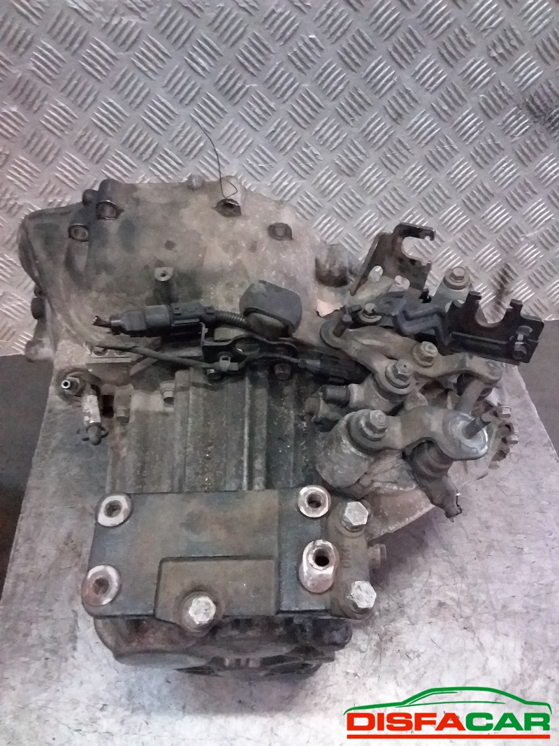 Cambio usato Kia Carens 2A Serie 2006, codice D4EA – foto 5 di 8