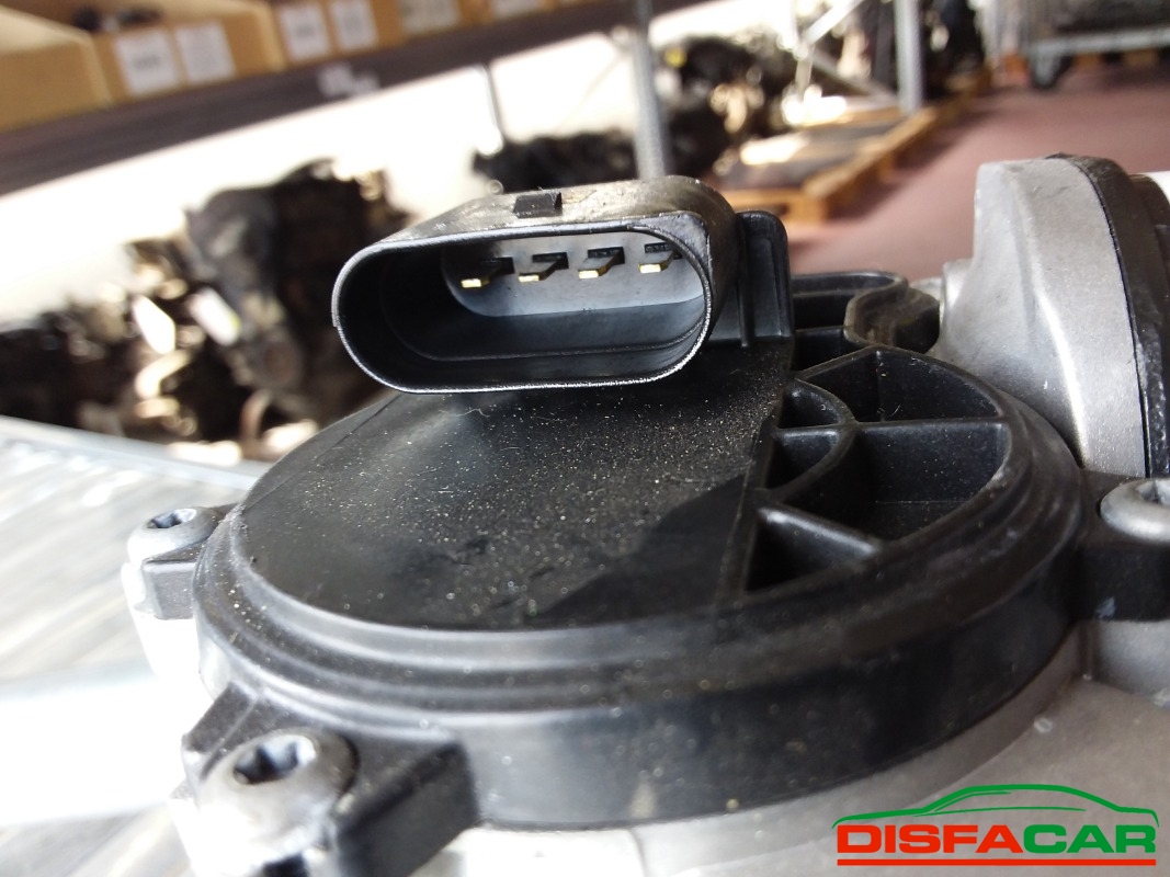 Motorino tergicristallo usato Jeep Compass 2016 – foto 7 di 8