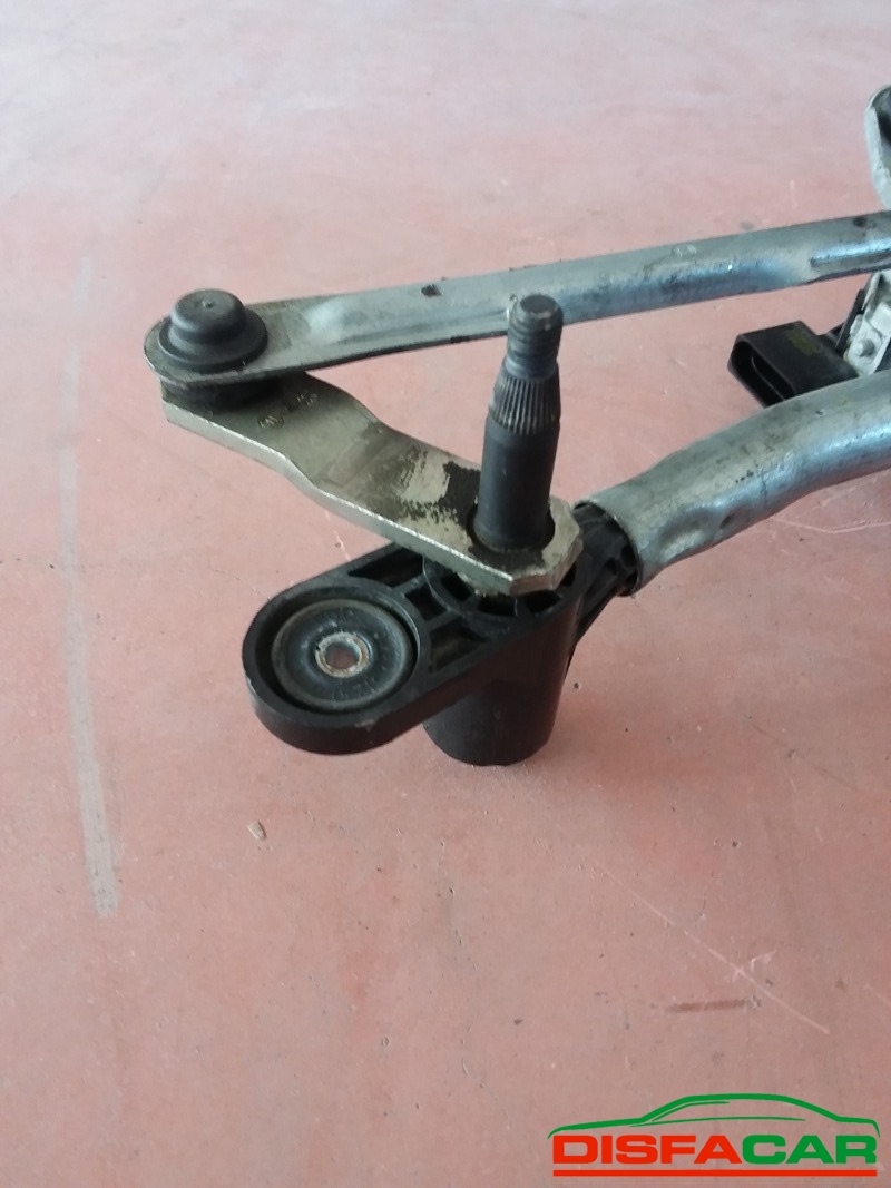 Motorino tergicristallo usato Fiat Doblo 2A SERIE 2009 – foto 3 di 8