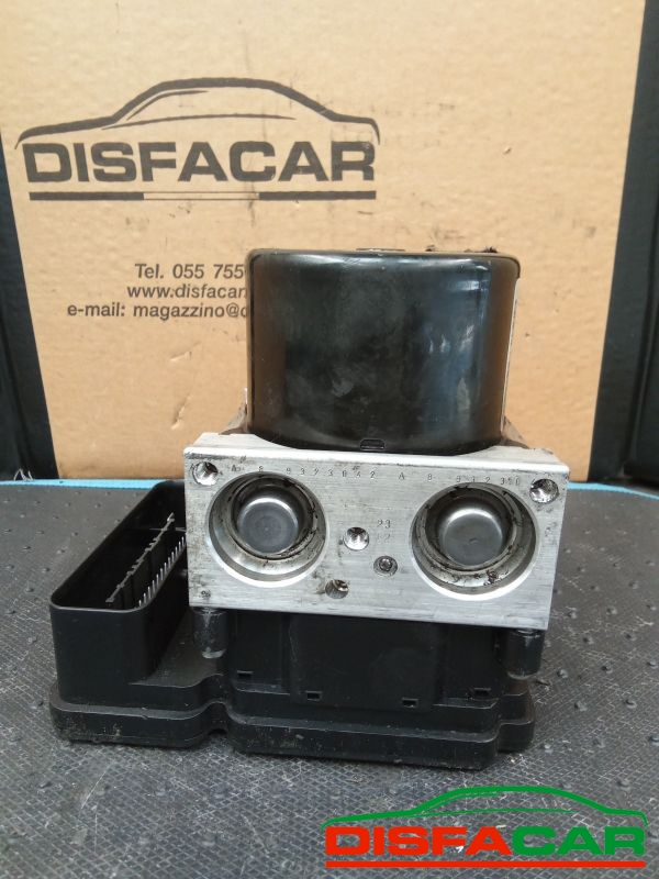 Centralina ABS usata Ford Focus III SERIE C-MAX 2010, codice 10.0212-0723.4 – foto 4 di 8