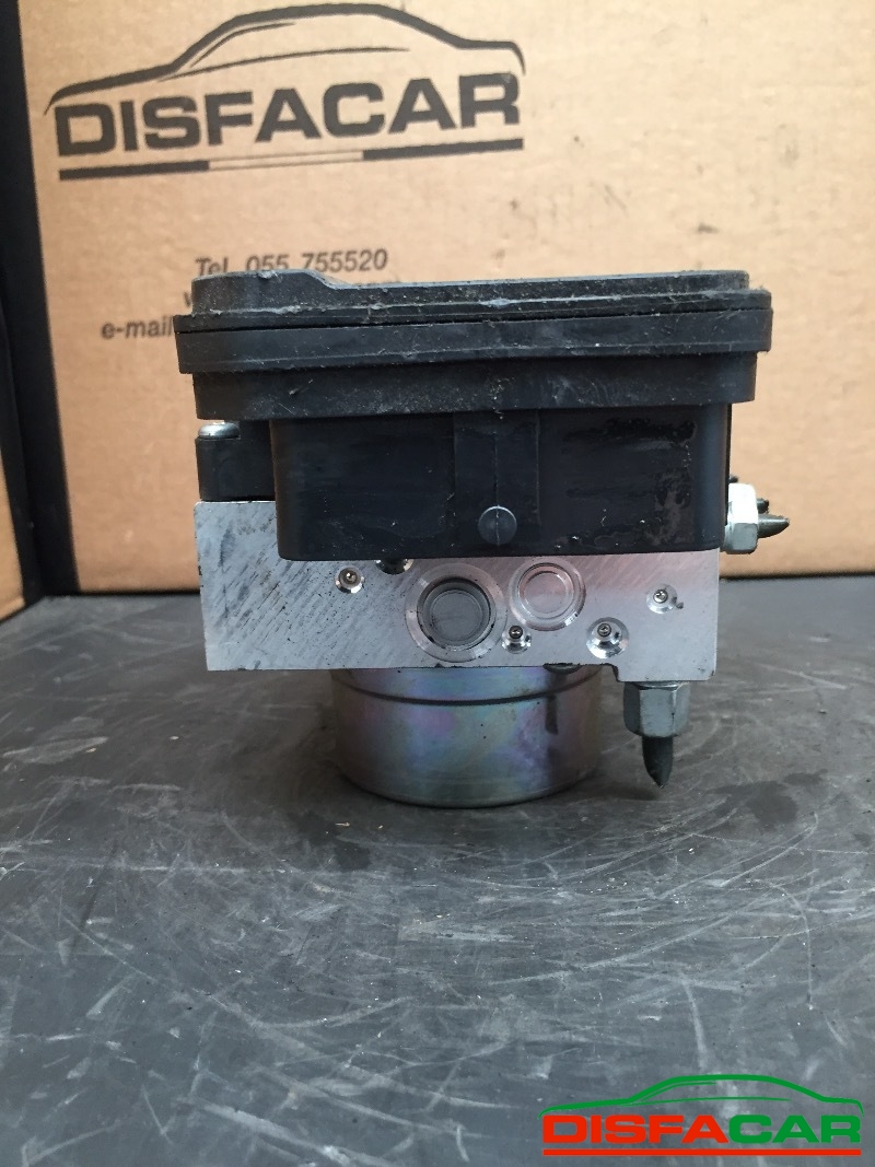 Centralina ABS usata Suzuki Ignis 2016, codice 116040-40702 – foto 5 di 9