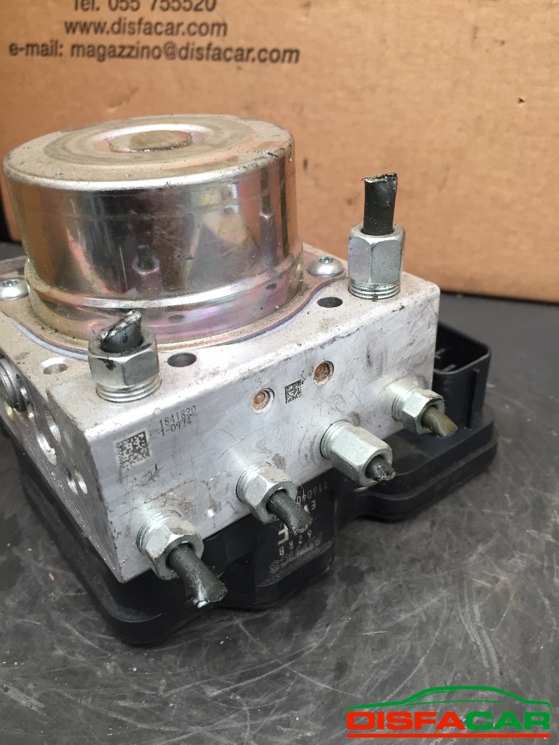 Centralina ABS usata Suzuki Ignis 2016, codice 116040-40702 – foto 8 di 9