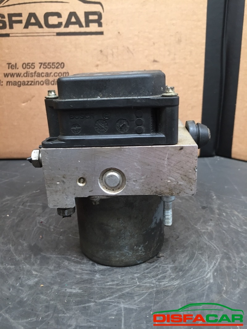 Centralina ABS usata Opel Vivaro 2006, codice 0265232356 – foto 3 di 8