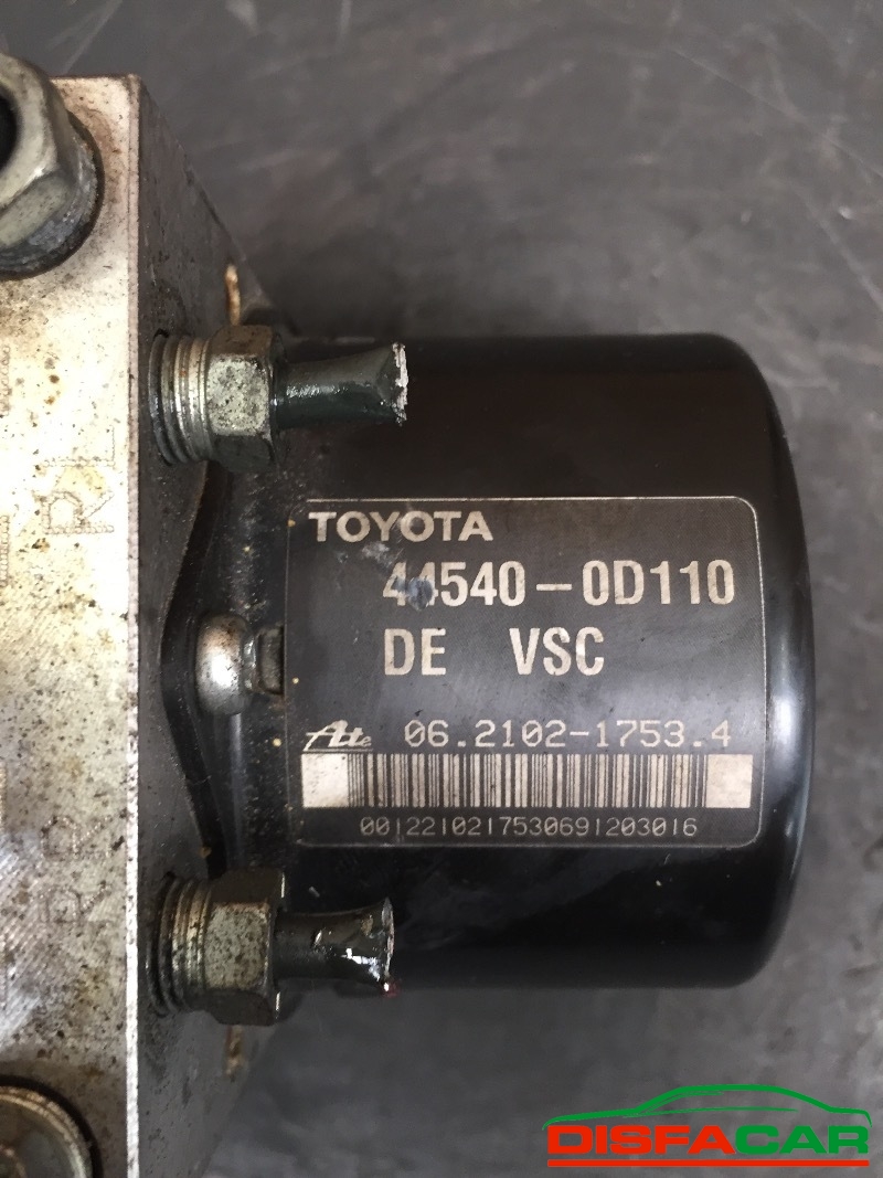 Centralina ABS usata Toyota Yaris 2005, codice toyota – foto 7 di 9
