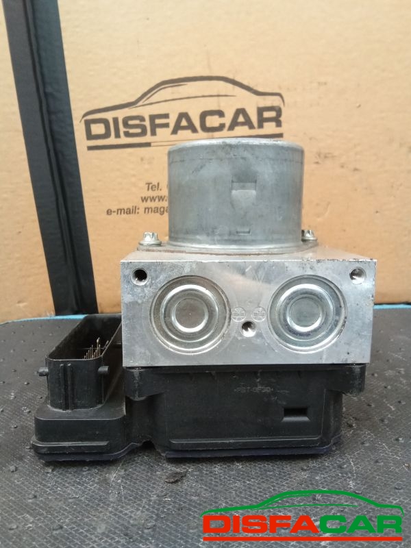 Centralina ABS usata Lancia Delta 2008, codice 16882709 – foto 4 di 8