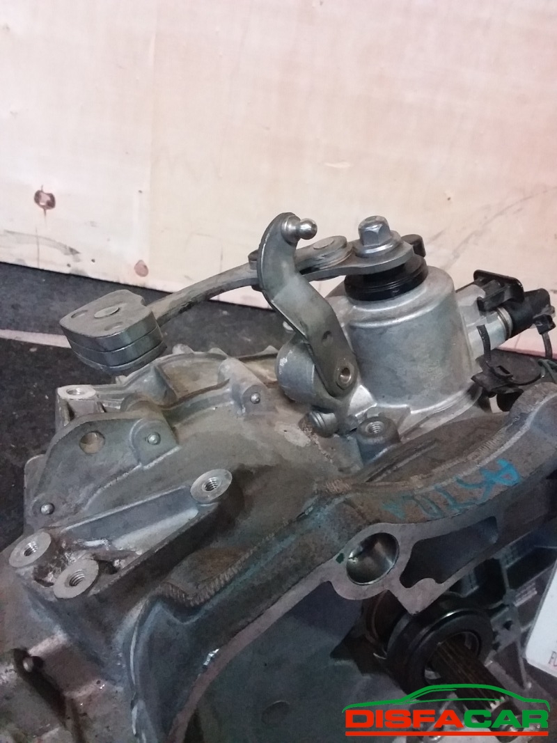 Cambio usato Opel Astra J 2014, codice B16DTL – foto 8 di 14