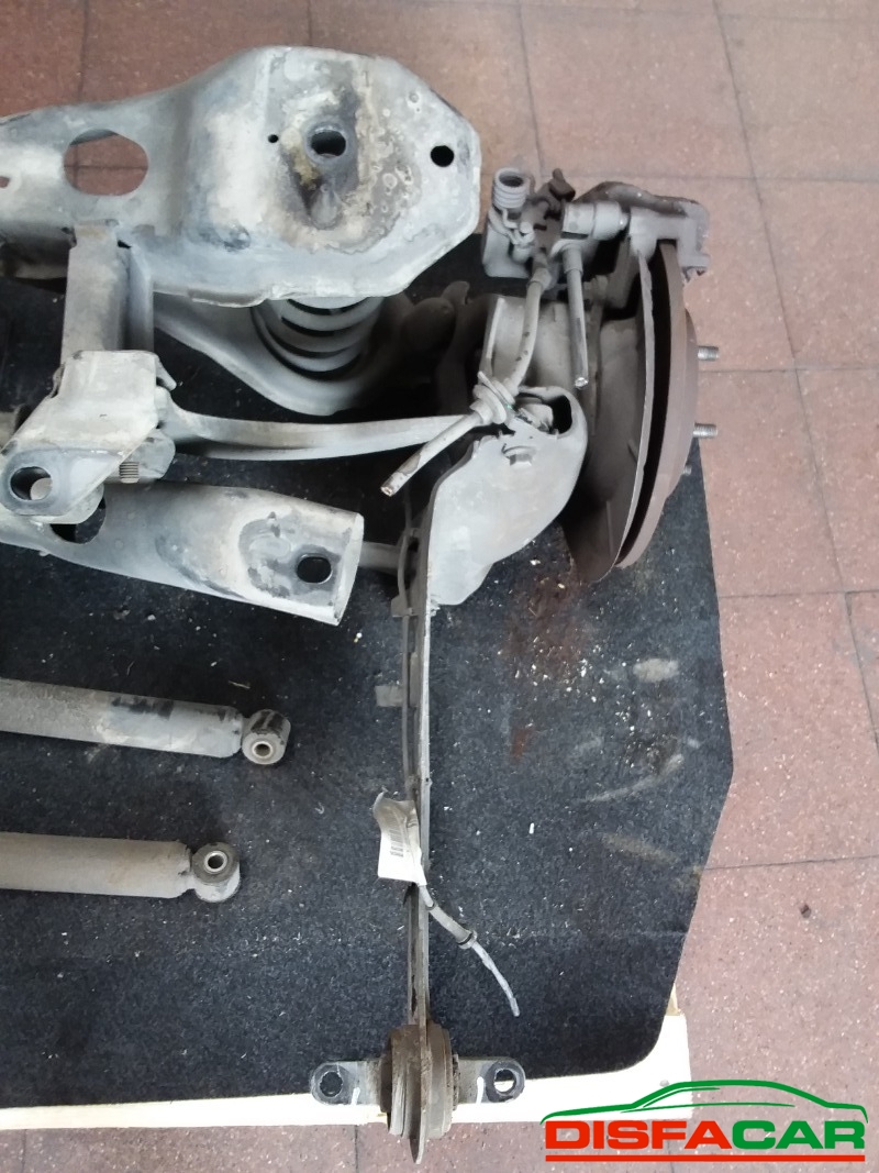 Assale posteriore usato Volvo V50 STATION WAGON 2004, codice D4204T – foto 7 di 10