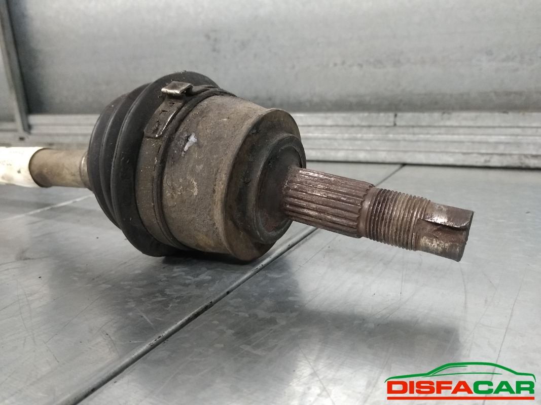 Semiasse usato Fiat Punto 2A serie 1999, codice 188A3000 – foto 2 di 5
