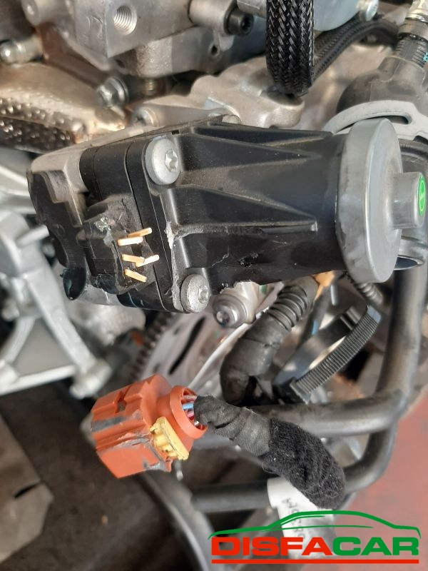 Motore usato Jeep Cherokee 4x4(1 spinotto rotto vedi foto) ALTERNATORE VENDUTO ANDREA 2018, codice 55280575 – foto 7 di 14
